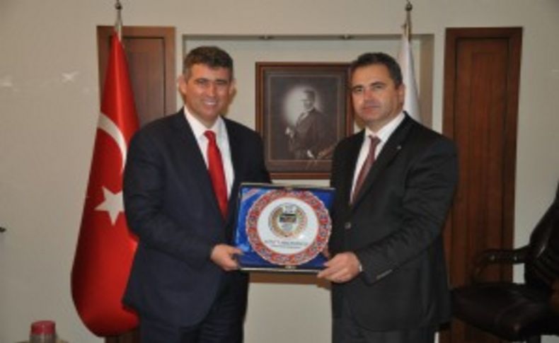 TBM Başkanı ve 7 baro başkanı İzmir'de